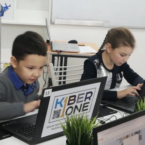KiberOne объявляет набор юных программистов в Усть-Каменогорске - Школа программирования для детей, компьютерные курсы для школьников, начинающих и подростков - KIBERone г. Белорецк